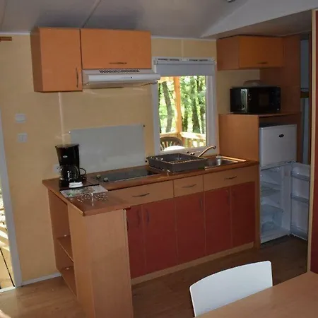 Oh! Campings - La Garenne En Perigord 3* Peyrignac